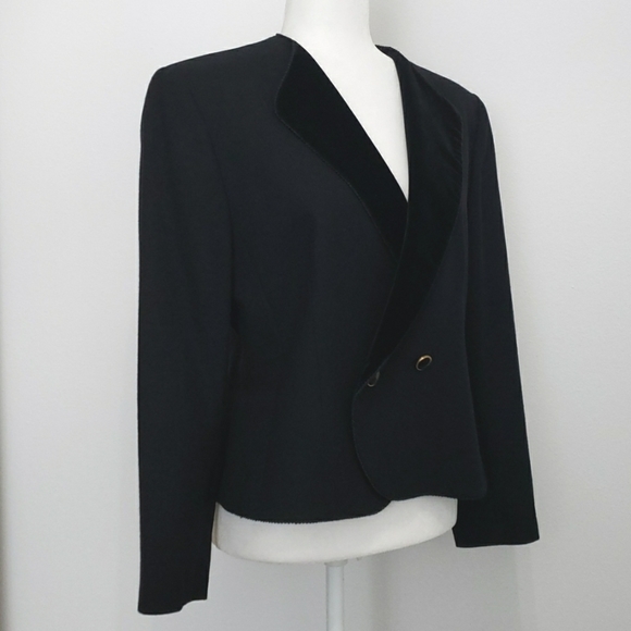 PENDLETON WOOLEN MILLS 100% WOOL BLAZER WITH VELVET COLLAR, WOMEN'S: 14P, $65 - Picture 2 of 11